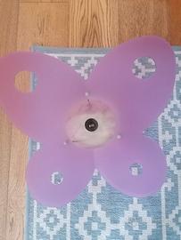 Lampadario a forma  di farfalla