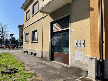 MAGAZZINO A BUSTO ARSIZIO