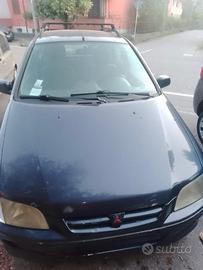 Mitsubishi space star 2001