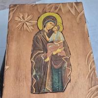 Quadro della Madonna della Tenerezza intagliato