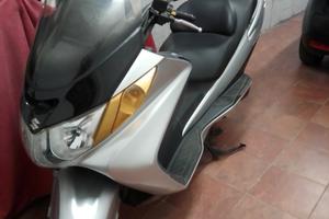 Suzuki Burgman 400 