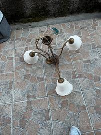 Lampadario classico in ferro