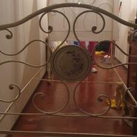 Letto in metallo