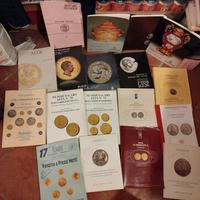 lotto di 18 Cataloghi aste di numismatica,ecc. 
