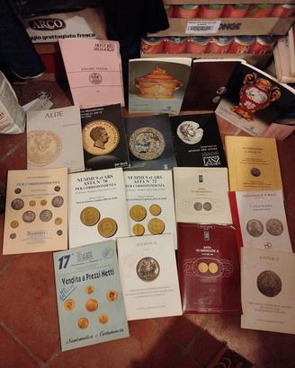 lotto di 18 Cataloghi aste di numismatica,ecc. 