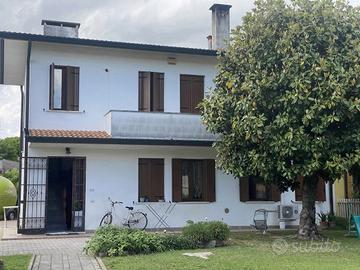 Villa bifamiliare Badia Polesine