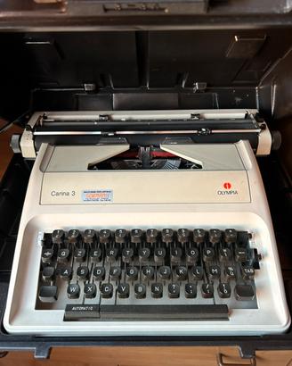 Macchina da scrivere OLYMPIA Carina 3