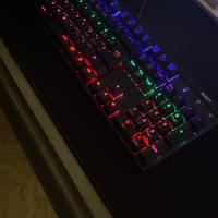 Tasteria meccanica Aukey