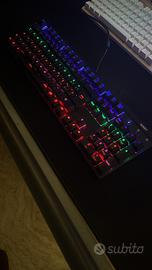 Tasteria meccanica Aukey