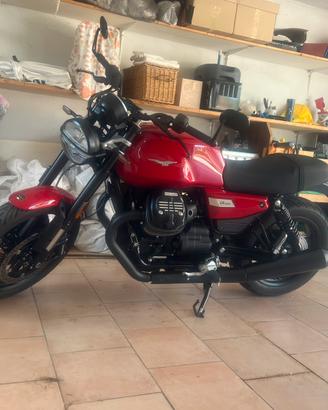 Moto Guzzi V7 SPORT