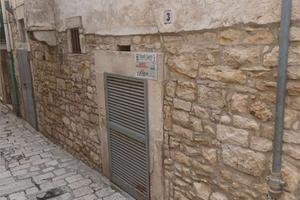 MONOVANO + ACC. NEL BORGO ANTICO