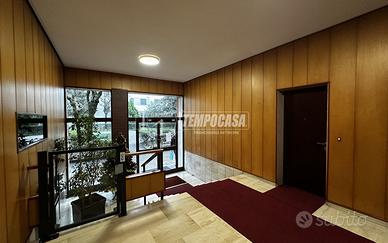 AMPIO 2 LOCALI IN CLASSE A1 LIBERO SUBITO!