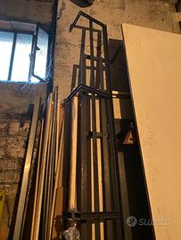 Mensola in ferro da muro