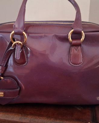 Moschino – Bauletto Saffiano Viola con Cuore