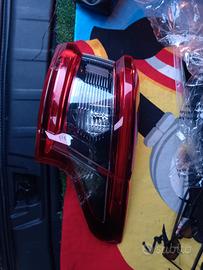 freccia posteriore nissan qashai 2020