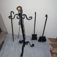 Attrezzi per caminetto stufa