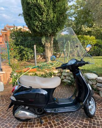 VESPA LX125