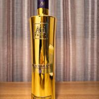 Au Vodka Black Grape 70 cl Bottiglia Dorata Flavou