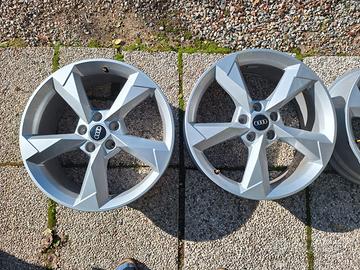 4 cerchi in lega originali Audi