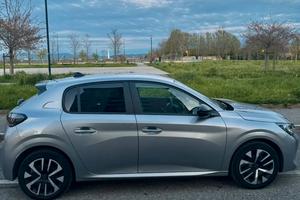 53.000km unico proprietario, tagliandi inclusi