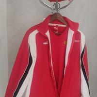Giacca maglia berretto Ferrari 