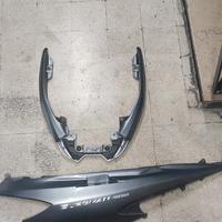 Suzuki burgman 400 ricambi carene carrozzeria