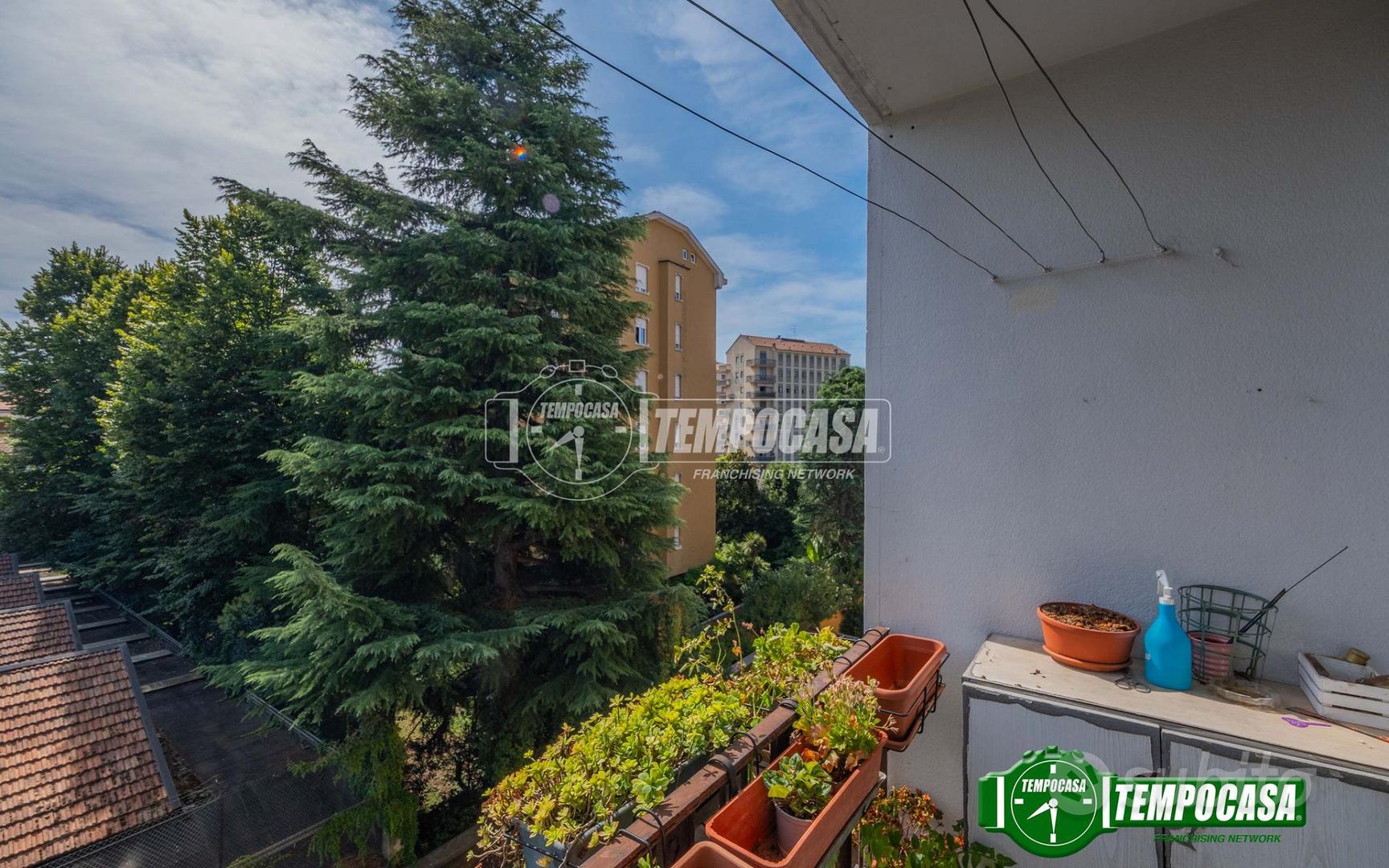 Apartment in Milano, Molinazzo, Municipio 7 - Altro