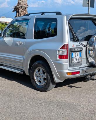 Auto pajero