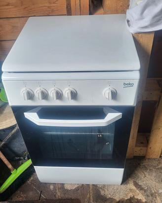 Stufe a legna e forno beko