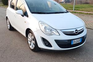 Opel Corsa 1.2 85CV 5 porte GPL-TECH Edition