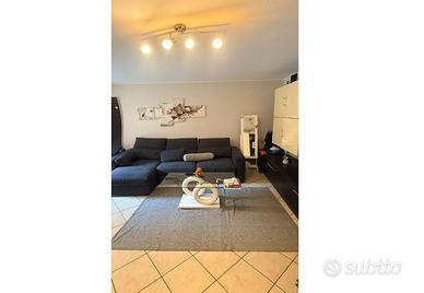 Appartamento arredato con grazioso cortiletto