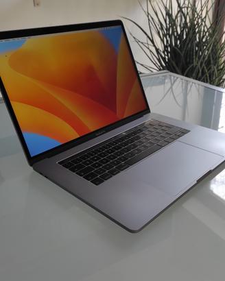 MacBook Pro 15"  i7 3.1GHz 16GB RAM 1TB SSD