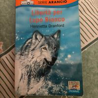 Libro Libertá per Lupo Bianco