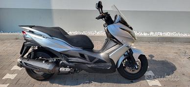 Scooter Kawasaki J300 Usato