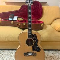Chitarra GIBSON SJ 200 NAT