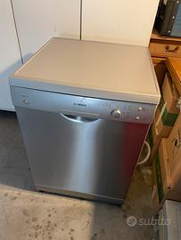 Lavastoviglie bosch tenuta bene