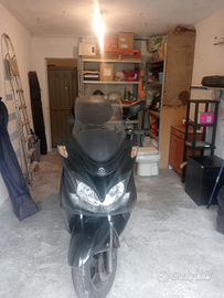 Scuter Yamaha magestig
