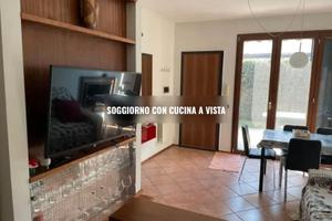 POMEZIA TRiLOCALE ARREDATO CON GIARDINO PRIVATO