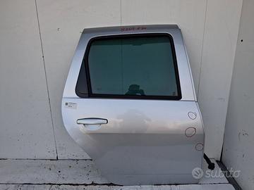 821000291R PORTA POSTERIORE DX DACIA DUSTER I (HS)