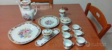  Servizio di pregiata porcellana francese Limoges