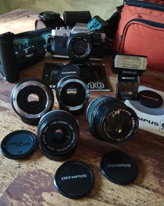 Olympus OM10 con 50mm e 28mm