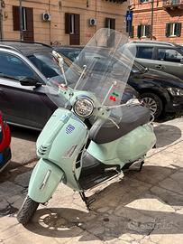 Vespa 310 Gts