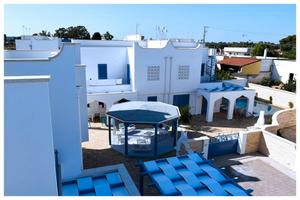 Residence con 7 appartamenti vicino Torre lapillo