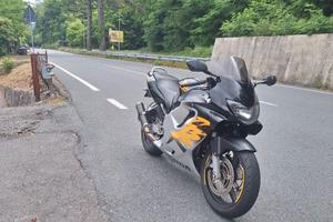 Honda cbr 600 f