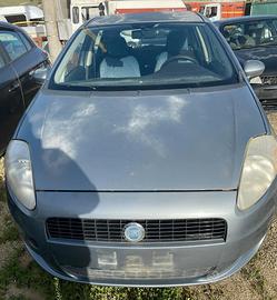 ACCESSORI RICAMBI FIAT GRANDE PUNTO ANNO 2006