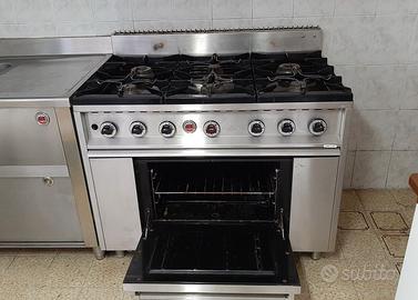 Cucina inox a gas professionale 6 fuochi + forno