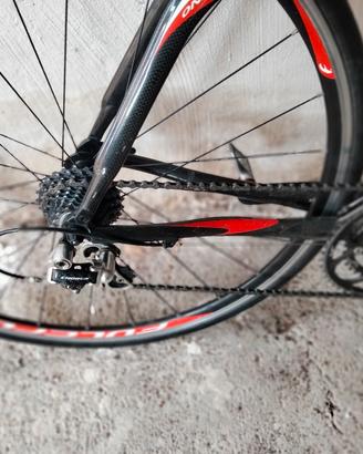 bici da corsa pinarello 