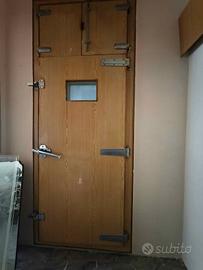 Porta cella frigorifera originale anni '70.
