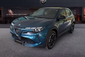 Alfa Romeo Junior BEV 156CV-115kW elettrica