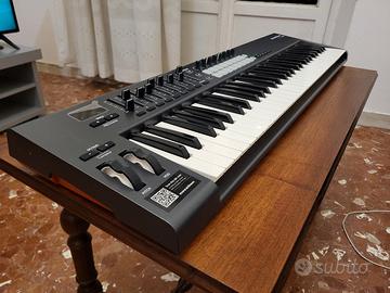 Tastiera midi Novation Launchkey 61